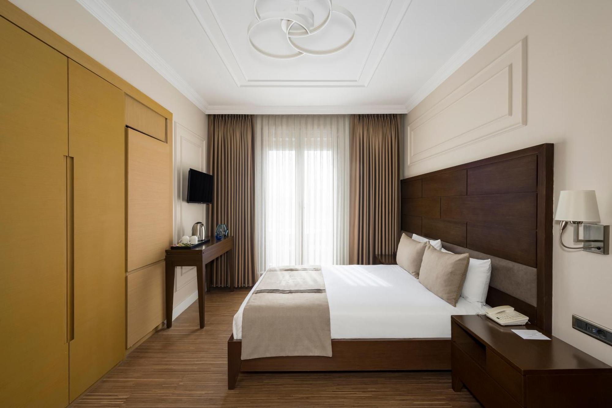 Continental Hotel Pera Istanbul Room photo